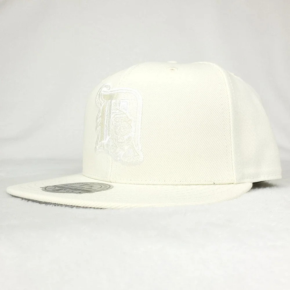 Detroit‎ Tigers Mitchell & Ness MLB Fitted 7 3/8 Liberty Hat Cap Cream NWT